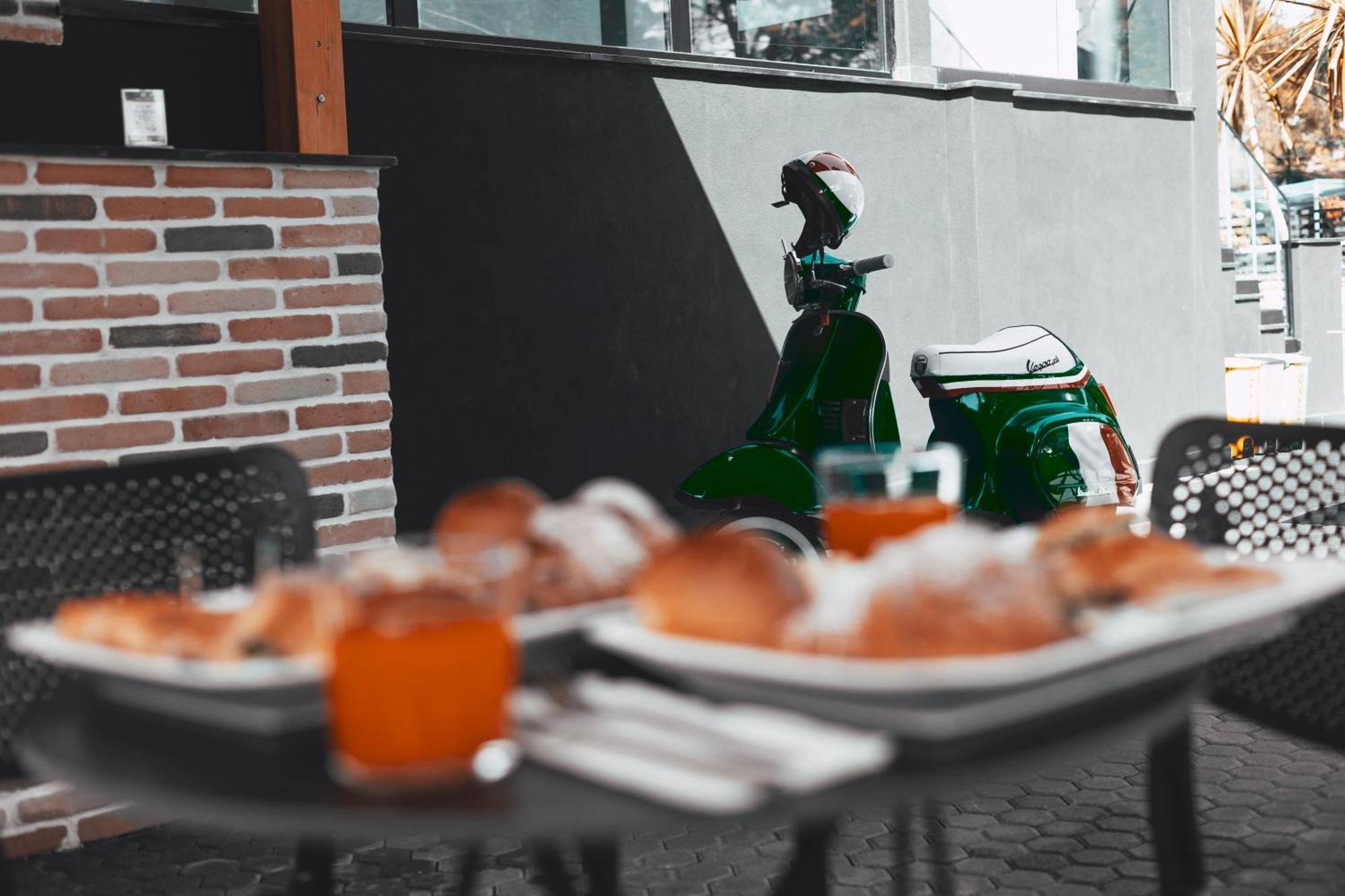 Hotel Beke Vlore Ngoại thất bức ảnh