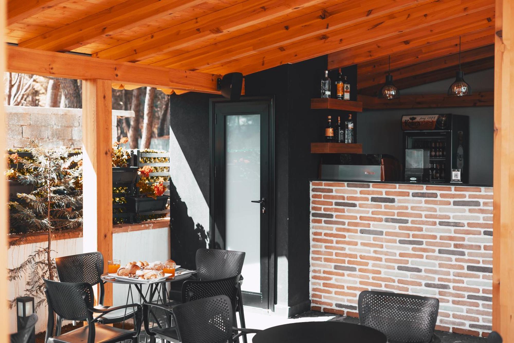 Hotel Beke Vlore Ngoại thất bức ảnh