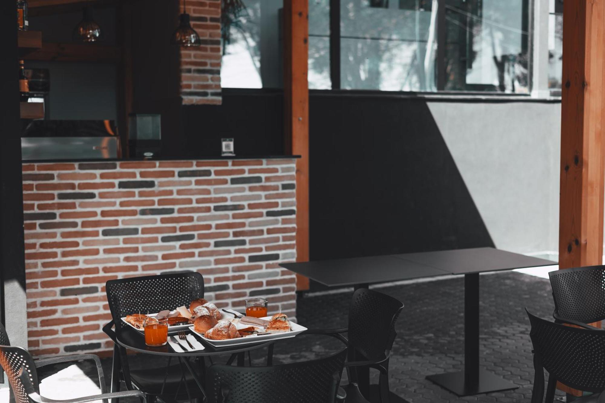 Hotel Beke Vlore Ngoại thất bức ảnh